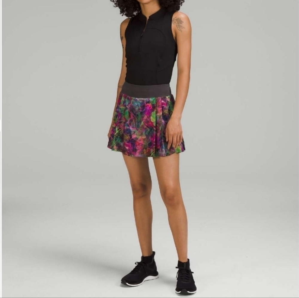Lululemon Side-Pleat Skirt